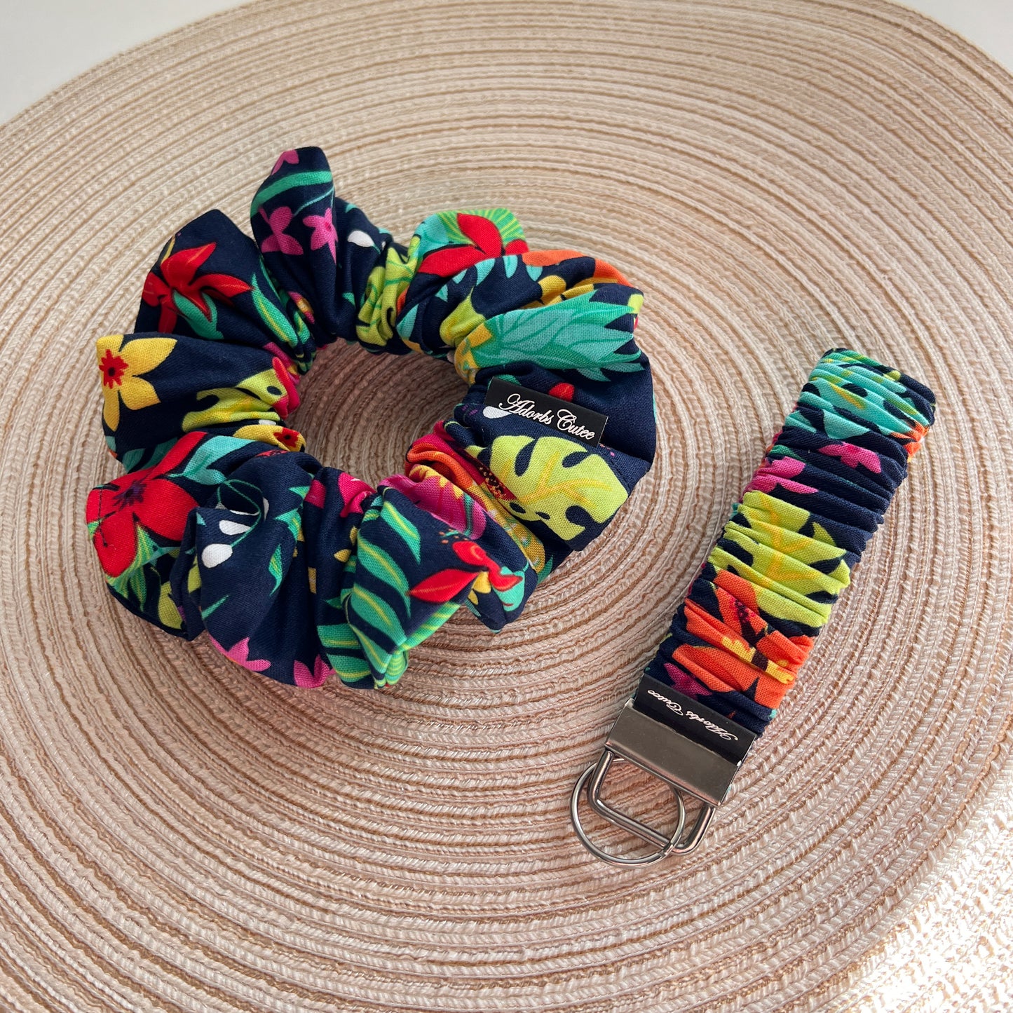 Tropicaleaf Scrunchie & Keychain Bundle